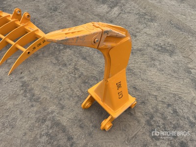 GIYI Excavator Ripper - Fits Cat 307 (Unused)