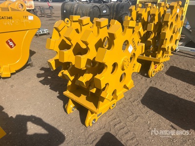 2025 HW CW32036-4W 36 in Excavator Compaction Wheel - Fits Cat 320 (Unused)