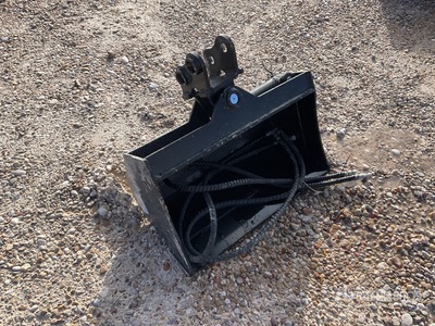 2026 VICSEC VCT600 24 in Hydraulic Tilting Excavator Bucket (Unused)