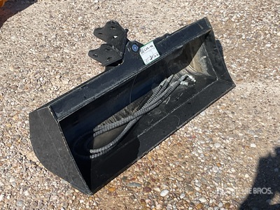 2026 VICSEC VCT1000 40 in Hydraulic Tilting Excavator Bucket (Unused)