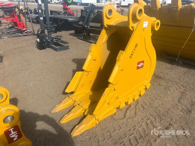 2025 HW BKT33024HD 24 in Digging Excavator Bucket - Fits Cat 330 (Unused)