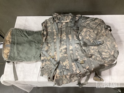 (30) Large Field Rucksacks