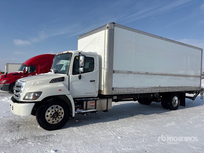 2019 Hino 268 4x2 Van Truck
