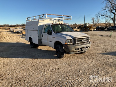 2002 Ford F-350 Super Duty 4x4 Utility Truck