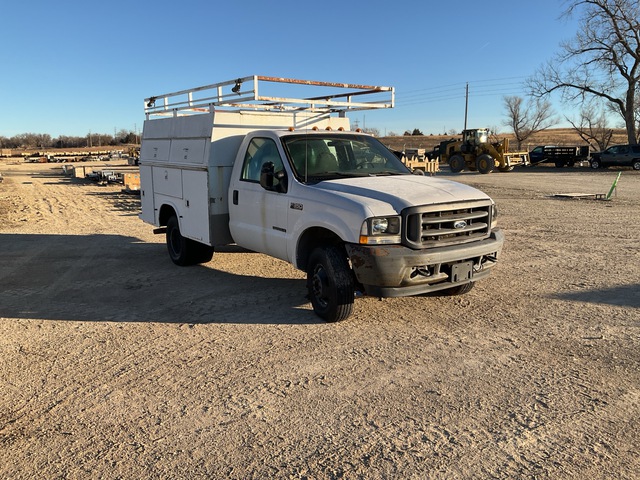 2002 Ford F-350 Super Duty 4x4 Utility Truck