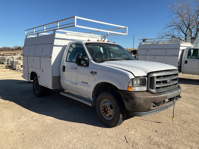2002 Ford F-350 Super Duty 4x4 Utility Truck