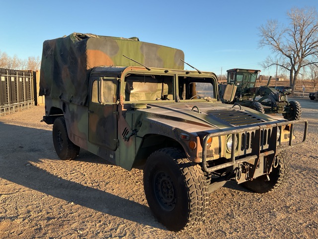 2001 AM General M1097A2 HMMWV 2 Door Soft Top w/Truck Body
