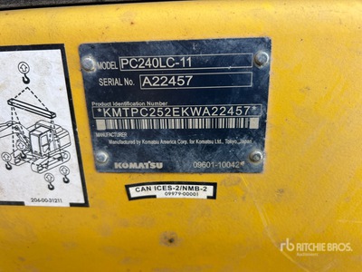 2019 Komatsu PC240-LC-11 Long Reach 油圧ショベル