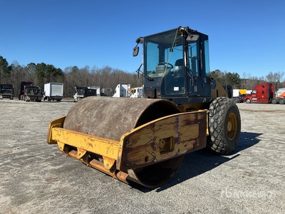 2012 Cat CS54 Smooth Drum Compactor