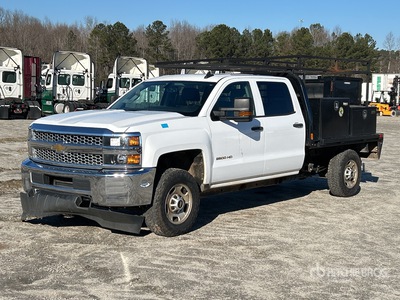 2019 Chevrolet Silverado 2500HD 4x4 Crew Cab Camión Caja Abierta