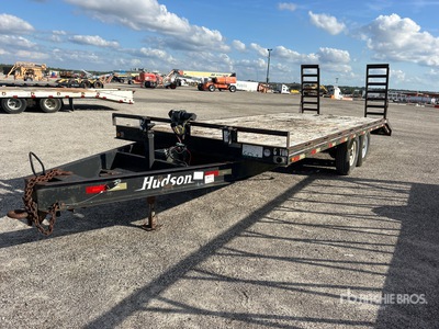 2010 Hudson VTMBH 21 ft T/A Equipment Trailer