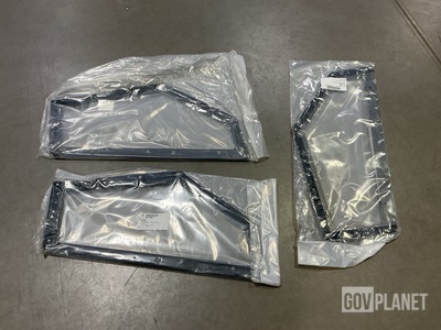 (82) Oshkosh Defense 3902029 Vehicular Window Frames