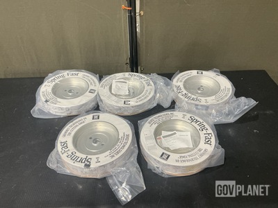 (194) Device Technologies M22529/2-6R-100 Metallic Grommets