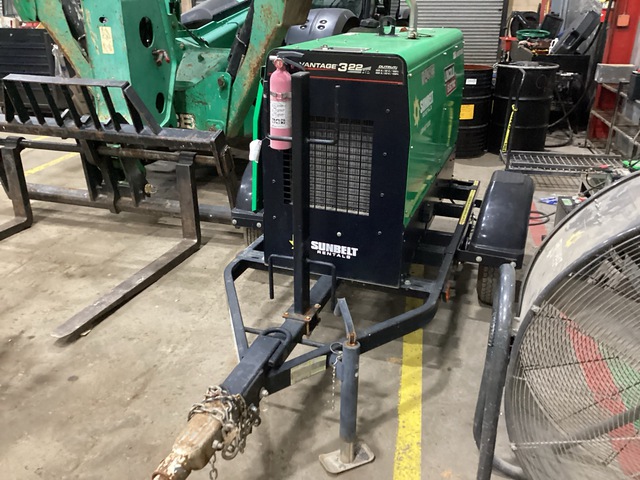 2021 Lincoln Vantage 322 Mobile Multi-Process Engine Driven Welder 2021 Lincoln Vantage 322 Mobile Multi-Process Engine Driven Welder