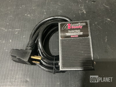 (32) American Beauty 10519 Foot Switches
