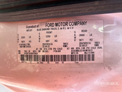 2006 Ford F-750 4x2 Fuel and Lube Truck