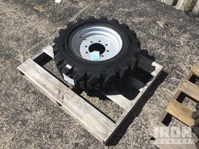 Quantity of (1) Camso SKS732 10-16.5 NHS MF Skid Steer Tire (Unused)