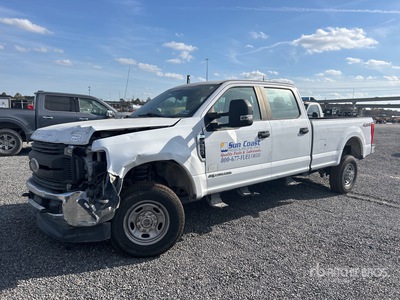 2018 Ford F-350 XL 4x4 Crew Cab Pickup