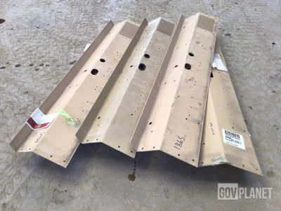 (4) Oshkosh 3820480 Vehicular Components Brackets