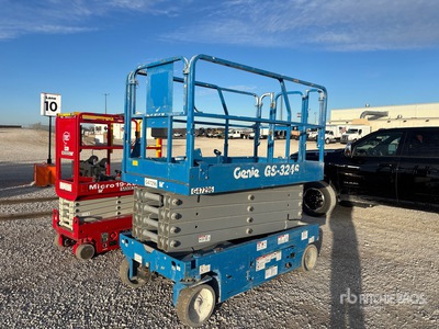 2018 Genie GS-3246 Electric Scissor Lift