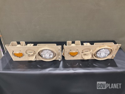 (2) Indicator Light Assemblies