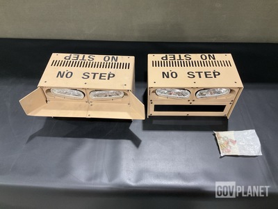 (2) Light of Mine 1087-064-3004-00 Light Transmitting Indicator Panels