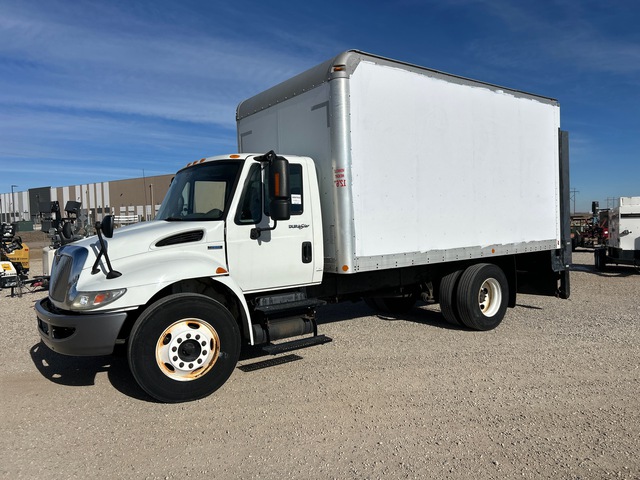 2009 International 4300 4x2 Van Truck 2009 International 4300 4x2 Van Truck