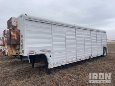 2012 Mickey Body 16 Bay S/A Beverage Trailer