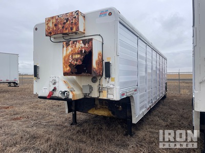 2010 Mickey Body 16 Bay S/A Beverage Trailer