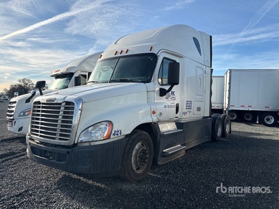 2019 Freightliner Cascadia 125 6x4 T/A Sleeper Truck Tractor
