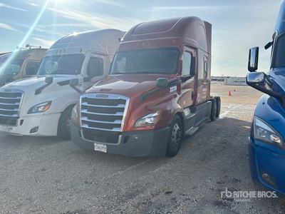 2020 Freightliner Cascadia 126 6x4 Sleeper Truck Tractor
