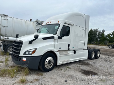2023 Freightliner Cascadia 126 6x4 T/A Sleeper Truck Tractor (Inoperable)