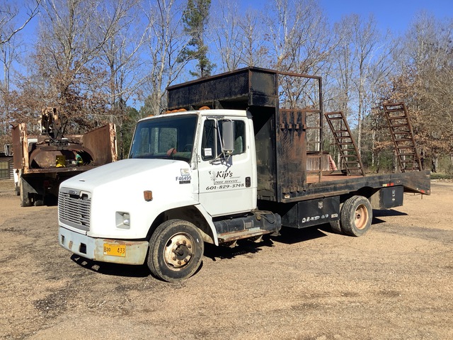 2001 Freightliner FL 50 4x2 Flatbed Truck