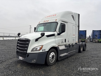 2020 Freightliner Cascadia 126 6x4 T/A Sleeper Truck Tractor