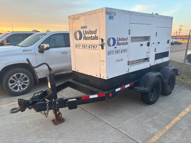 2012 Cummins C100D6R-A041V077 100 kW Mobile Generator Set