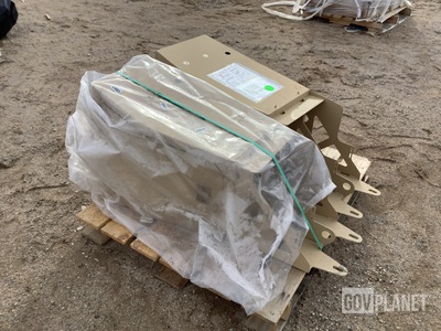 (2) Navistar Defense 3824737C93 Right Hand Rear Tail Brackets