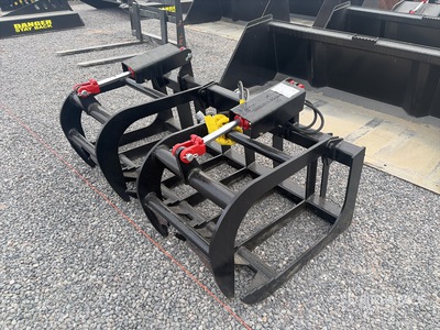 All-Star 60 in 66 In Rock Benne avec Grappin pour chargeuse à différentiel (Unused)