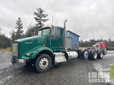 2022 Kenworth T800 10x4 Cab and Chassis