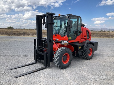 2025 HECHUANG T35A 7700 lb 4x4 Montacargas Todo Terreno (Sin Usar) / Rough Terrain Forklift (Unused)