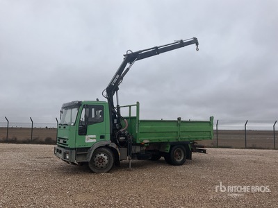 2002 Hiab 85-2 on 2002 Iveco Eurocargo 130E24 4x2 Dump Truck with Crane