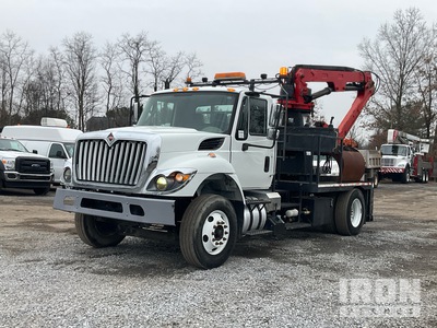 PM SKBR222H-HJ-R Articulated Boom on 2017 International 7300 4x2 Grapple Truck