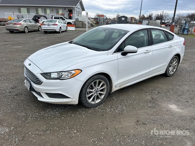 2017 Ford Fusion SE Automobile