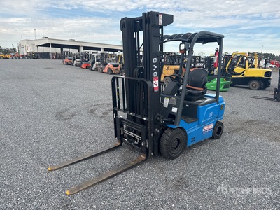 Lonestar ECB18-4w 3340 lb Pneumatic Tire Chariot Élévateur