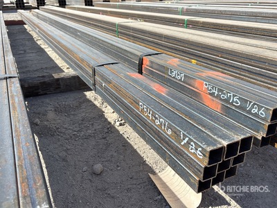 Quantity of (9) 2025 Kit Containers 1 1/2 in x 1 1/2 in x 20 ft Square Tubing