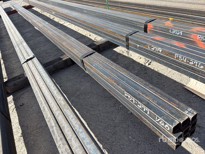 Quantity of (9) 2025 Kit Containers 1 1/2 in x 1 1/2 in x 20 ft Square Tubing