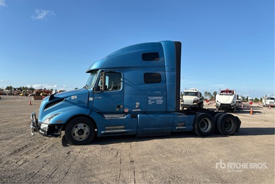 2020 Volvo VNL 6x4 T/A Sleeper Truck Tractor