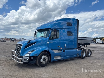 2020 Volvo VNL760 6x4 T/A Sleeper Truck Tractor