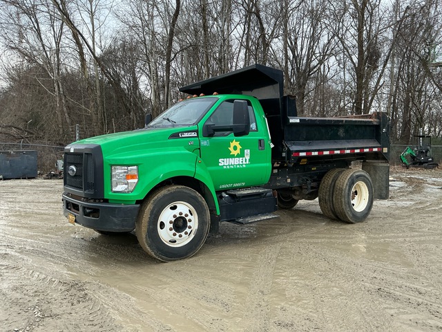 2018 Ford F-650 4x2 S/A Dump Truck