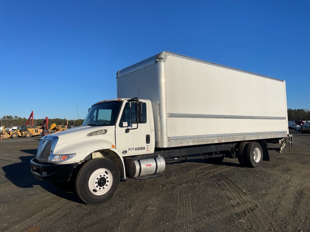 2018 International DuraStar 4300 4x2 Van Truck