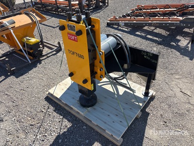 2025 TOFT TOFT680 Enfonce-pieu pour chargeuse à différentiel (Unused)